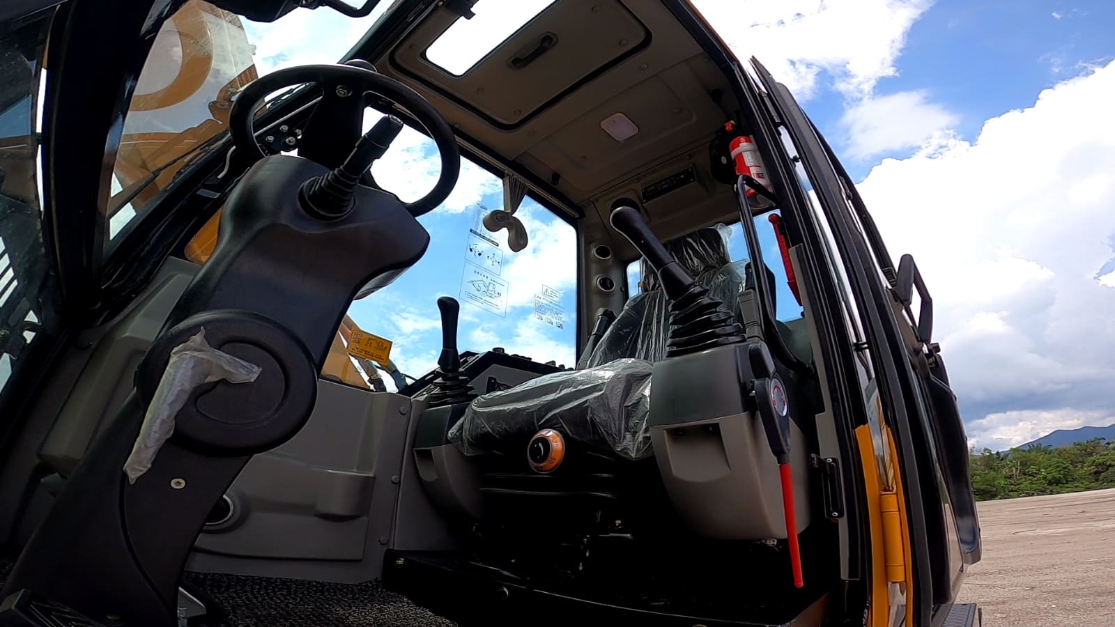 JGM912LN wheel excavator reconditioned & comfort cabin