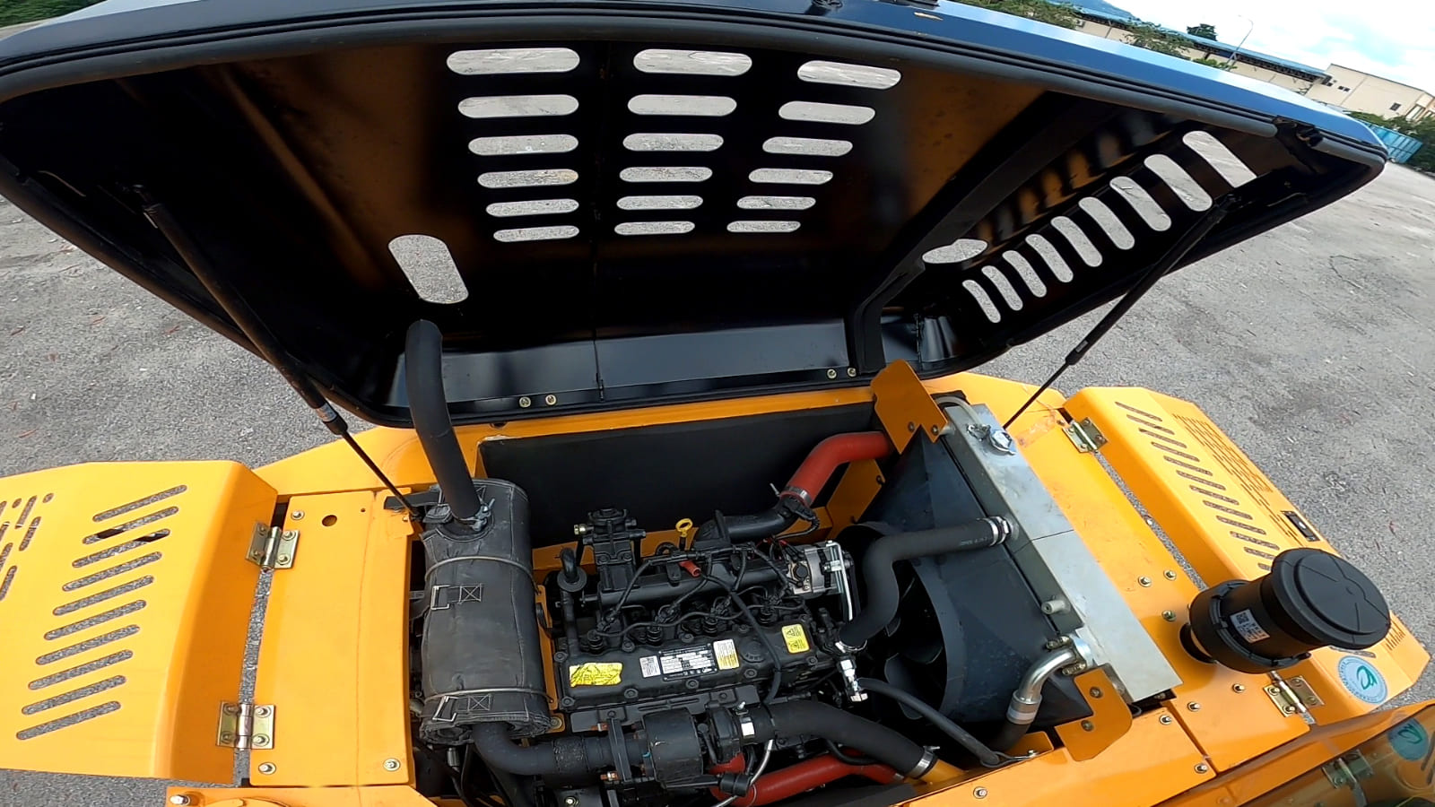 JGM912LN wheel excavator ease of maintenance