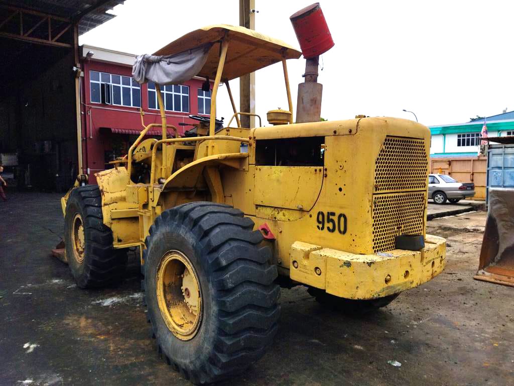 Used CATERPILLAR CAT950 Wheel Loader with Log Fork For Sale & Rent in Malaysia