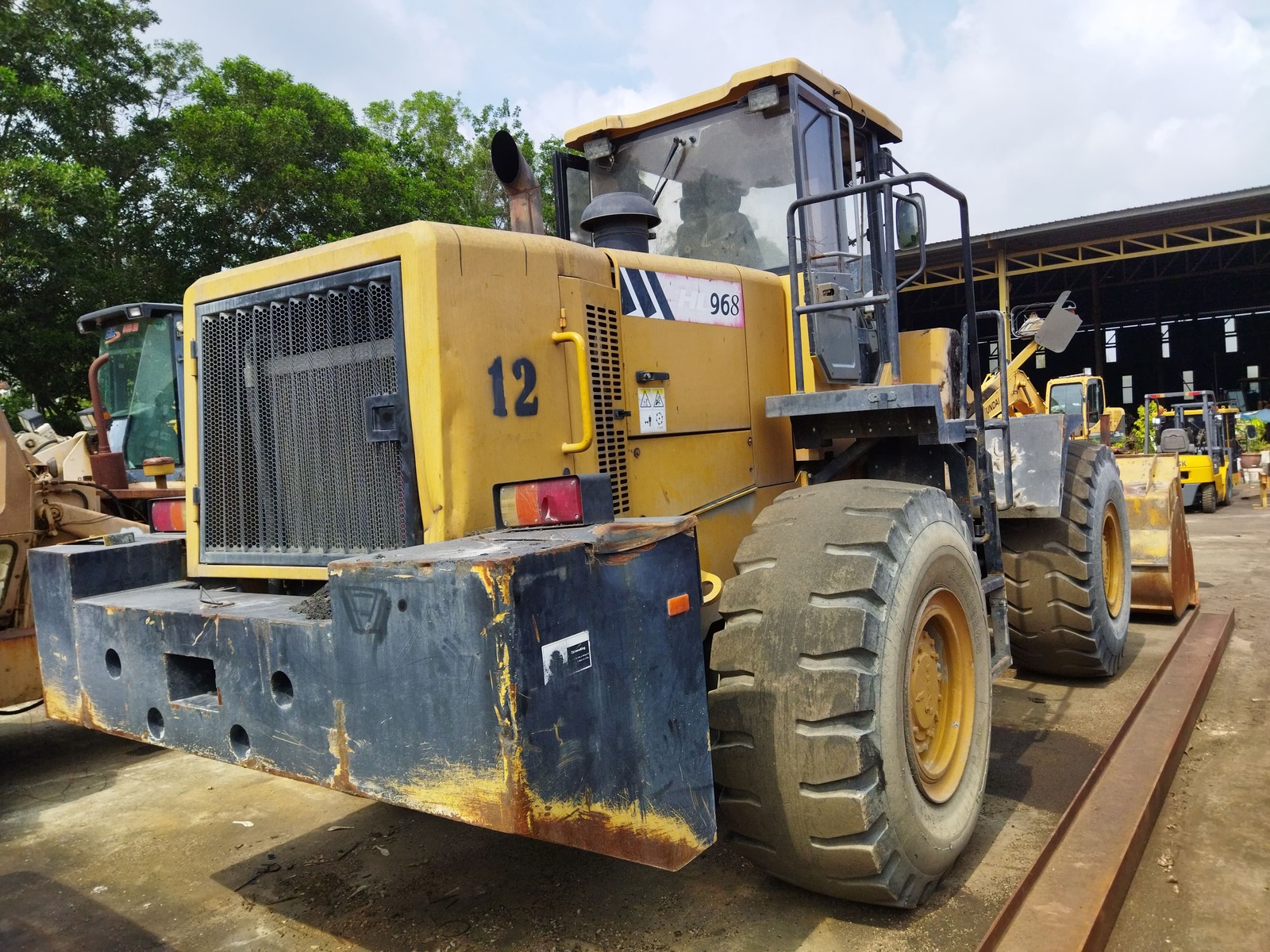 Used HELI HL968 Wheel Loader For Sale & Rent in Malaysia